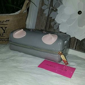 Betsey Johnson Bags - Betsey Johnson cat cosmetic bag Betsey Johnson Bags - Betsey Johnson cat cosmetic bag
